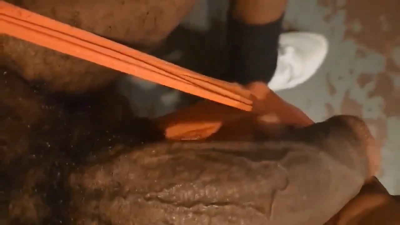Now that is a heavy black dick to die for!